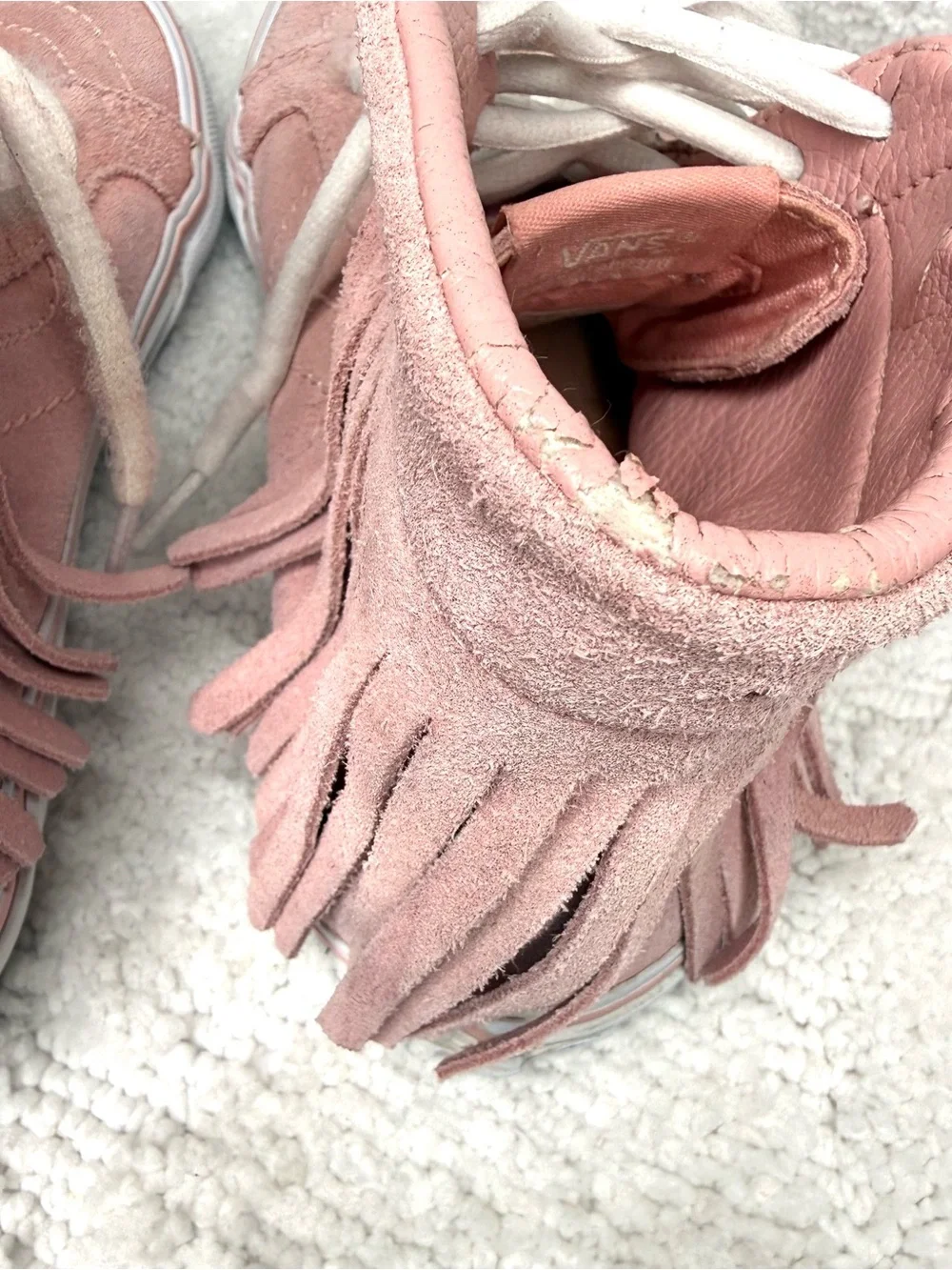 Vans Sk8-Hi Moc Fringe Pink Suede High Top Sneakers Kids Size 3